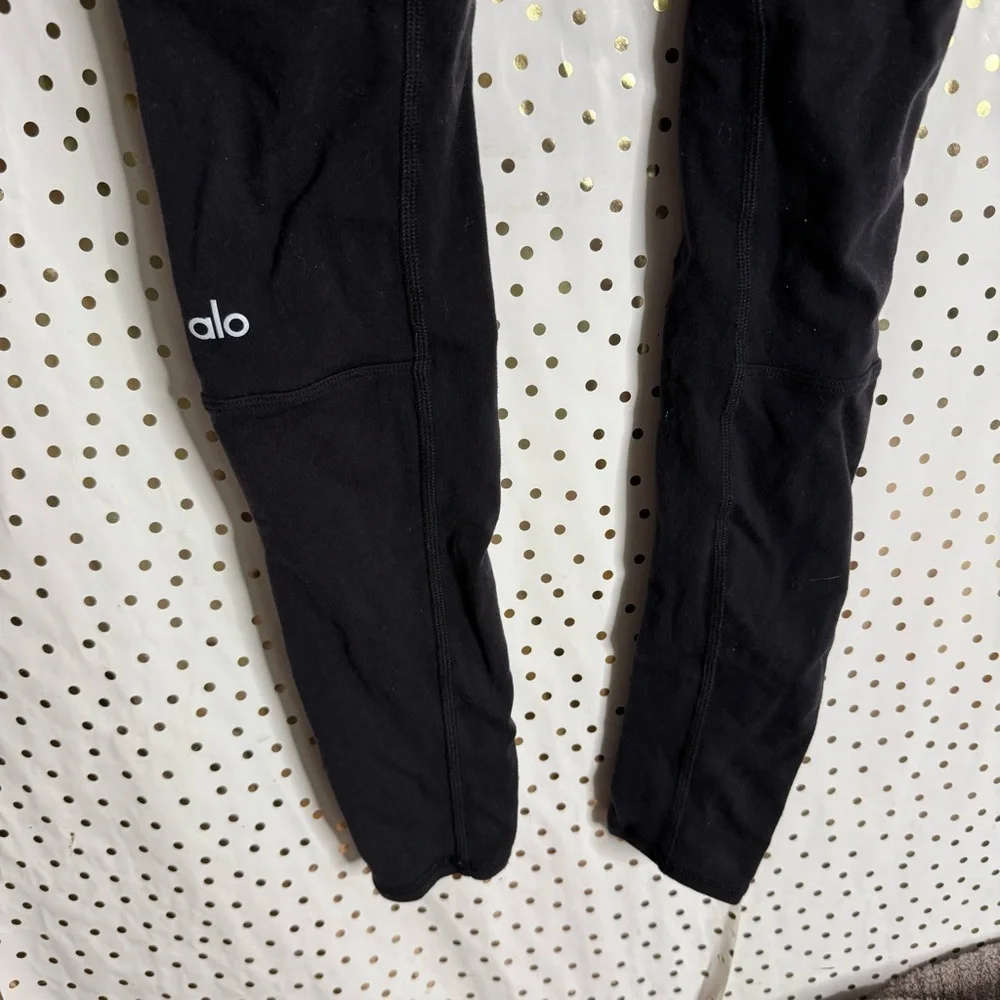 Alo Yoga Women's Black High-Waisted Pants